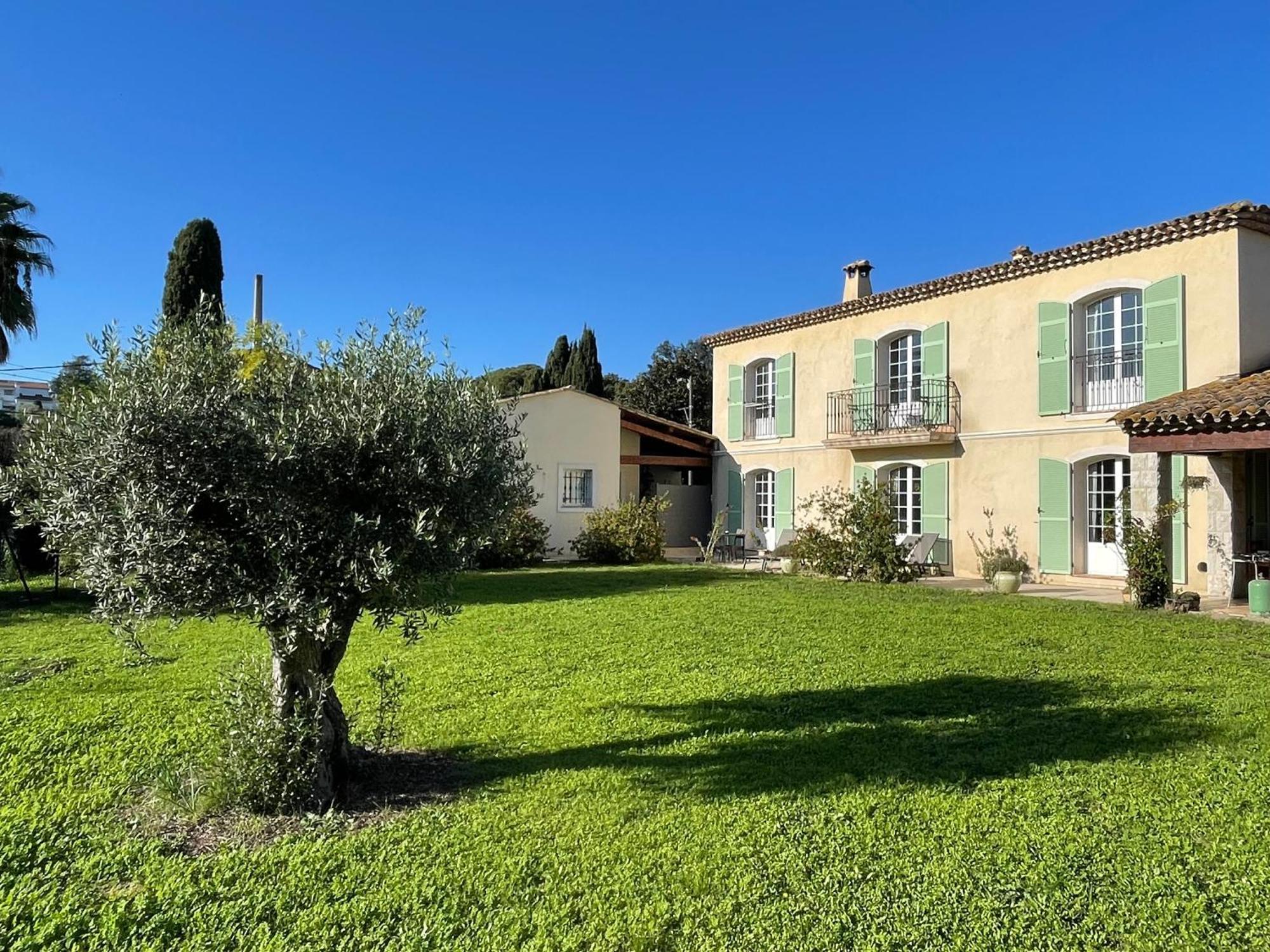 Chambre d'hôtes La Bastide des Eucalyptus Antibes Exterior foto